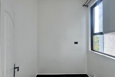 2 Bed Apartment with En Suite in Westlands Area - 4