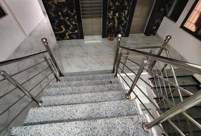 4 Bed Apartment with Staff Quarters in Parklands - 3