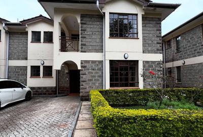 5 Bed Townhouse with En Suite in Lavington