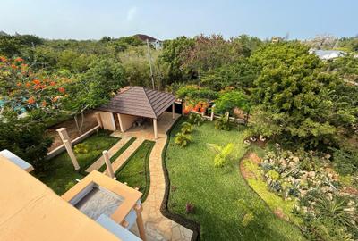 3 Bed Villa with En Suite at Ukunda