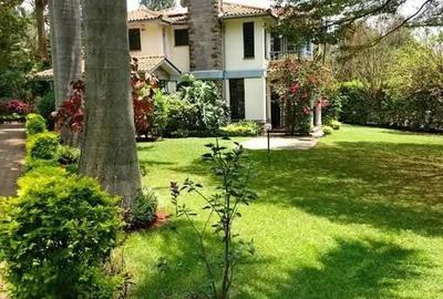 4 Bed Townhouse with En Suite at Red Hill