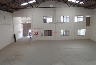 10,000 ft² Warehouse with Service Charge Included at Off Mombasa Road