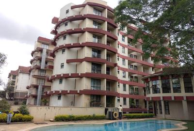 3 Bed Apartment with En Suite at Kilimani Estate