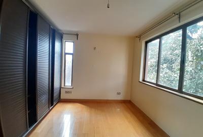 3 Bed Apartment with En Suite at Riara Road - 4