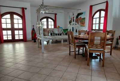 4 Bed Villa with En Suite in Watamu