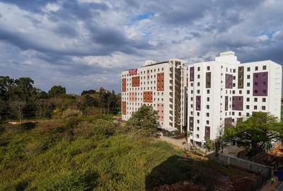 Serviced 1 Bed Apartment with En Suite at Garden City - 2