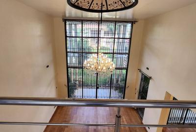 5 Bed House with En Suite at Hardy Area - 4
