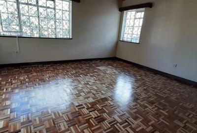 780 m² Commercial Property with Service Charge Included at Muthangari Rd