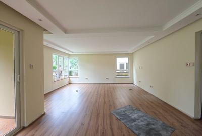 4 Bed Townhouse with Swimming Pool in Runda