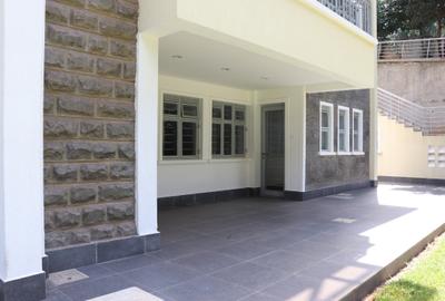 3 Bed Apartment with En Suite in Runda