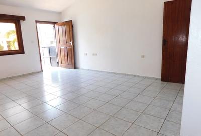 2 Bed Townhouse with Swimming Pool at Shanzu