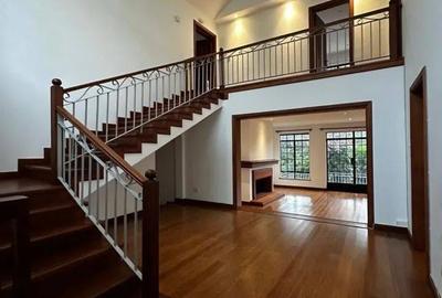 5 Bed House with En Suite in Rosslyn