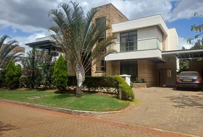 5 Bed Townhouse with En Suite in Karen