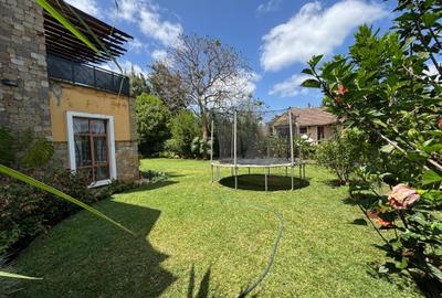 5 Bed Townhouse with En Suite in Runda - 3