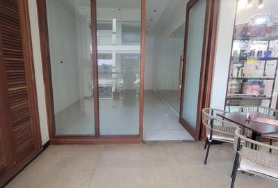 325 ft² Office with Backup Generator in Westlands Area
