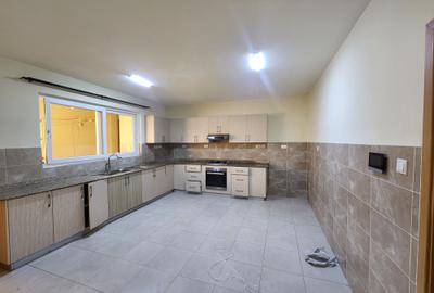 3 Bed Apartment with En Suite at Rhapta Road - 2