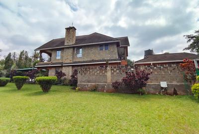 5 Bed House with En Suite in Kitisuru