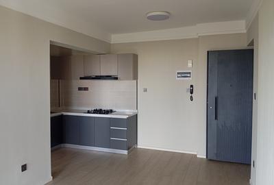 1 Bed Apartment with En Suite at Lavington - 3