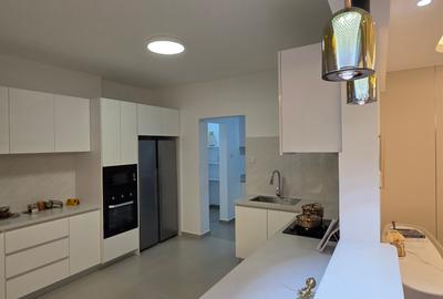 Serviced 3 Bed Apartment with En Suite in Kilimani