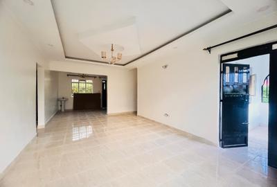 3 Bed House with En Suite at Kamulu