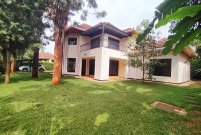4 Bed House with En Suite in Runda