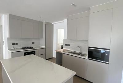 3 Bed Apartment with En Suite at Riverside Drive - 2