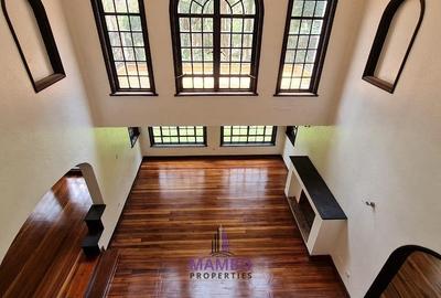 4 Bed Townhouse with En Suite at Riverside Drive - 2