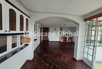 4 Bed Apartment with En Suite in Kileleshwa - 4
