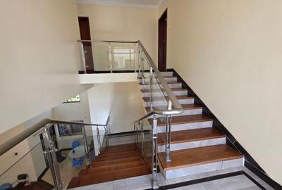 5 Bed Villa with En Suite at Chalbi Road - 2