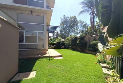 4 Bed Townhouse with En Suite at Lavington