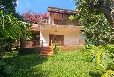 4 Bed House with En Suite in Karen