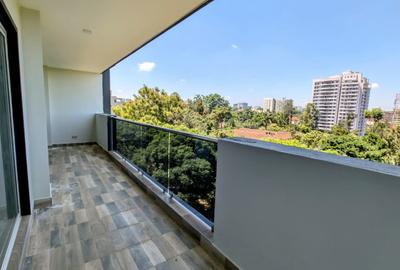2 Bed Apartment with En Suite in Riverside