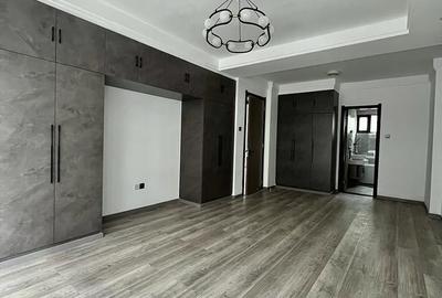 4 Bed Apartment with En Suite at Othaya Road - 2