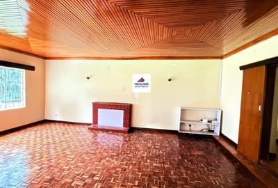4 Bed House with En Suite in Runda - 3