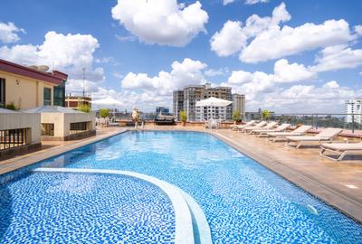 Serviced 4 Bed Apartment with En Suite at Hurlingham