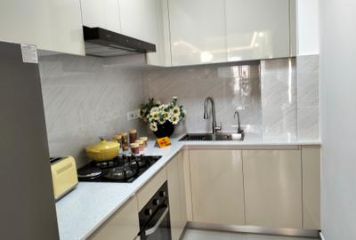 5 Bed Apartment with En Suite in Kilimani