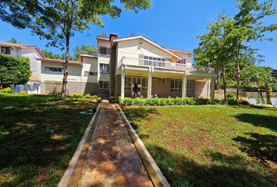 5 Bed House with En Suite at Gigiri