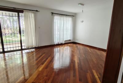 3 Bed Apartment with En Suite in State House