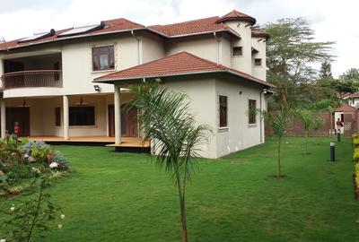 5 Bed House with En Suite at Flem Tree