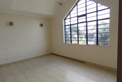 4 Bed House with En Suite in Kiambu Road - 4