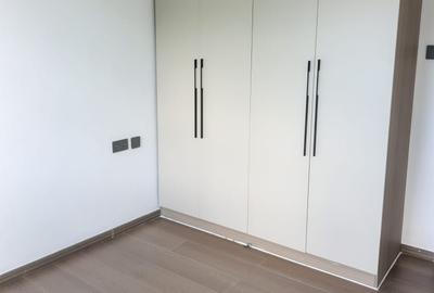 1 Bed Apartment with Gym at Wood Avenue - 3