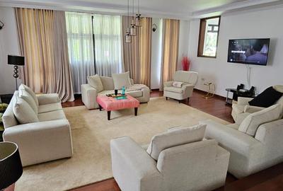 4 Bed House with En Suite at Kerarapon