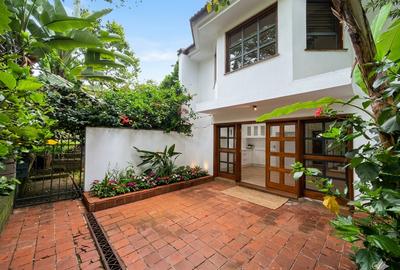 2 Bed Townhouse with En Suite in Kileleshwa