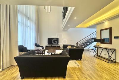 Serviced 4 Bed Apartment with En Suite in Riverside