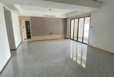 2 Bed Apartment with En Suite in Riverside - 2