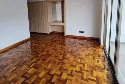 2 Bed Apartment with En Suite at Othaya Road - 4