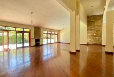 4 Bed House with En Suite in Runda - 3