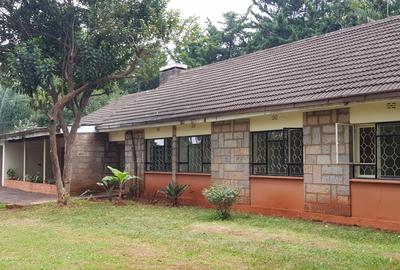 5 Bed House with En Suite at Kyuna Road