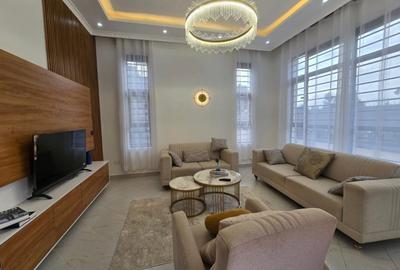 4 Bed House with En Suite in Thika Road - 4