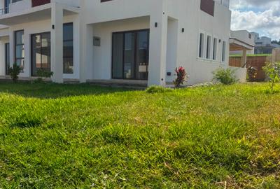 4 Bed Villa with En Suite at Pazuri - 2